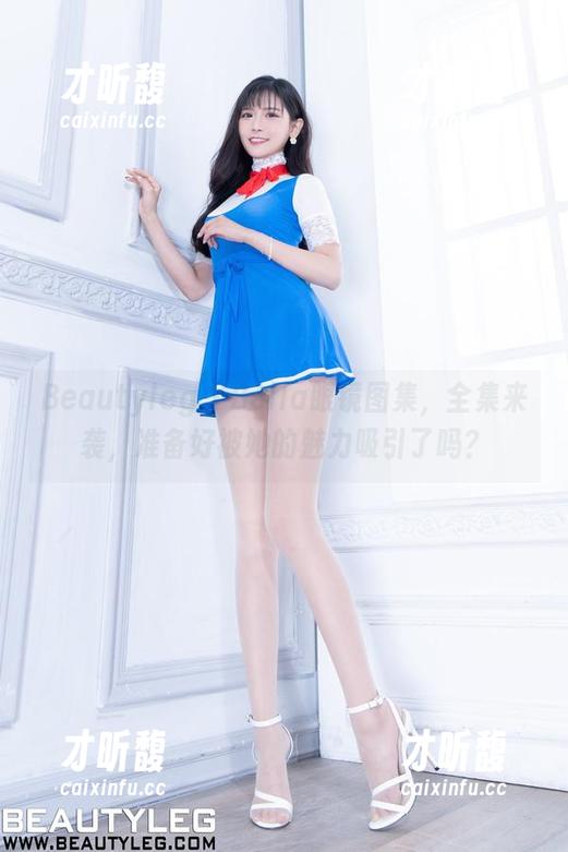 Beautyleg-Bella Beautyleg - Bella眼镜图集,全集来袭,准备好被她的魅力吸引了吗?