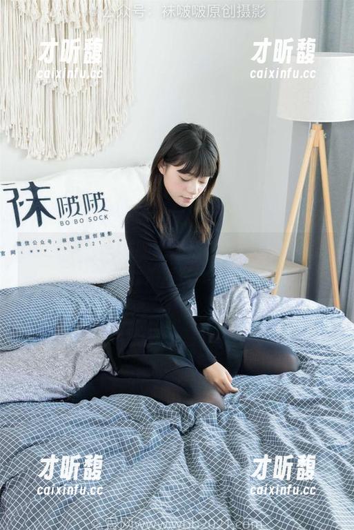 BoBoSocks袜啵啵-小甜豆 BoBoSocks袜啵啵 - 珠光咖丝图集里的小甜豆:来看看她怎么让我心里开花!