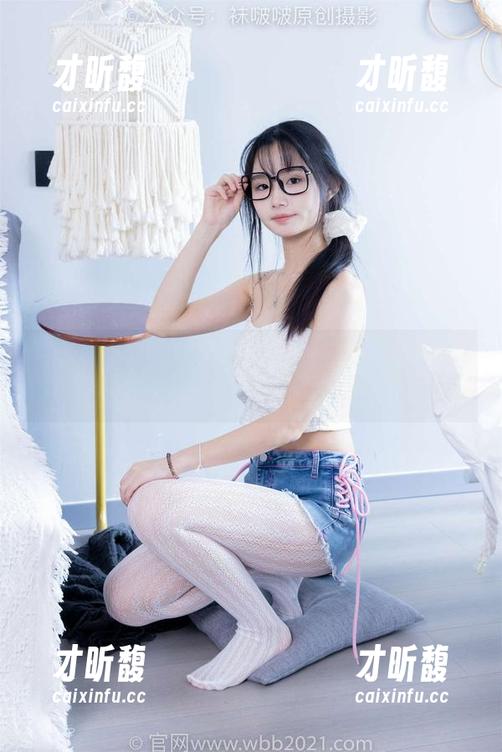 BoBoSocks袜啵啵-糯米 BoBoSocks袜啵啵 - 精选作品:糯米的皮鞋与自由的心