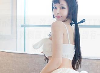 Feilin嗲囡囡 – 这组施忆佳KITTY的睡衣图包：当她懒散起来，真是别有一番风味的分享。