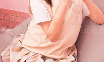 Feilin嗲囡囡 – 看这里看这里！高清原图中的芷儿Momoko双人，居然还有我这个路人甲！