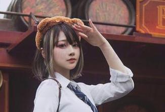 Halo_酱的爱宕新春旗袍：高清图册里藏着的，不止是衣服，还有那种’我也想去春游‘的冲动！