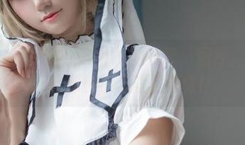 让我们来聊聊KuukoW的礼服：图库、下载、还有那种小心动的感觉！