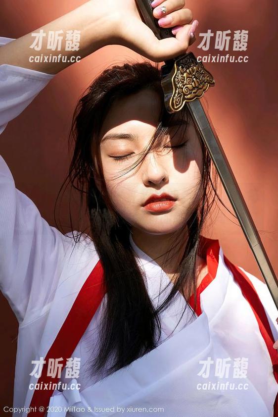 MiiTao蜜桃社-许思铭 MiiTao蜜桃社 - 许思铭的美图合集:每一张旅拍都是风景的调皮瞬间