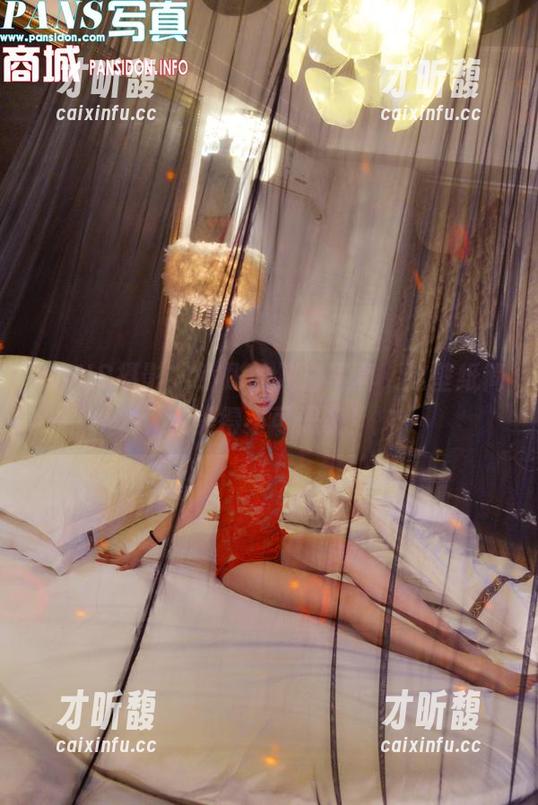PANS摄影-小彤 PANS摄影 - 小彤的纯白写真,这壁纸简直美得不可思议!