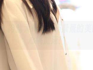 ROSI – 肉丝大揭秘：杨晨晨的美图让你心跳加速！