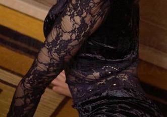 UGirls尤果网 – 仔细看！颜美汐天台福利原图，光影错位的诱惑真是让人心动。