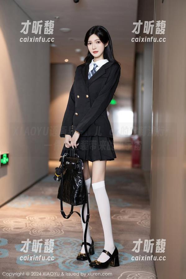 XIAOYU语画界-玥儿玥er XIAOYU语画界 - 玥儿玥er的定制流行:一件职业装带来的小宇宙