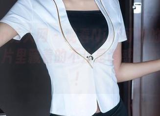Xiuren秀人网 – 观看Niki可雅的女仆写真，图片里藏着的不止是诱惑，还有陷阱！