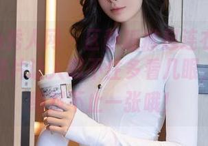 Xiuren秀人网 – 区静瑶掀起连衣裙热潮，这张图片让人忍不住多看几眼，更新中绝对不止一张哦！