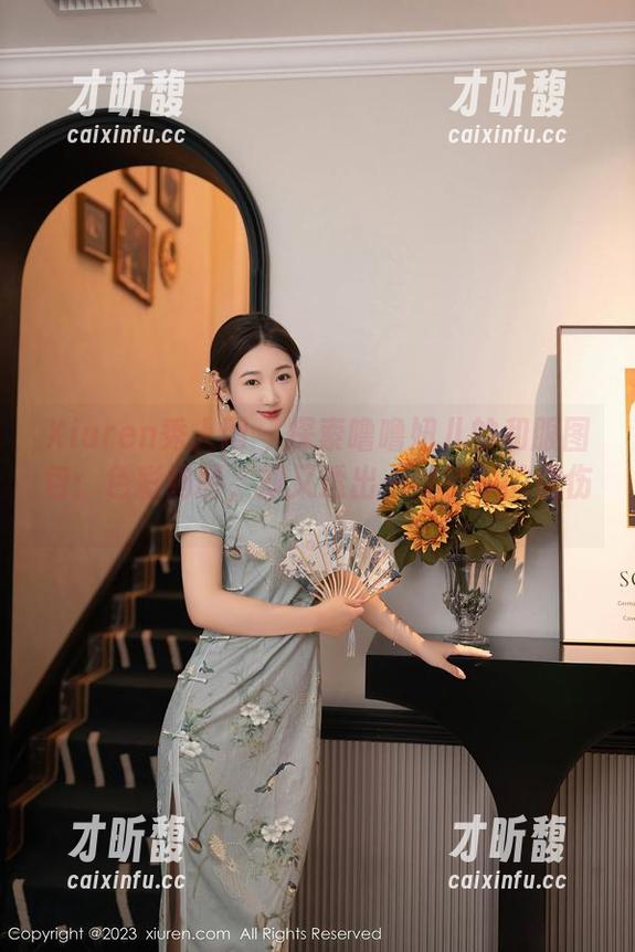 Xiuren秀人网-噜噜妞儿 Xiuren秀人网 - 探索噜噜妞儿的和服图包:色彩绚丽,却又透出一丝淡淡的忧伤。