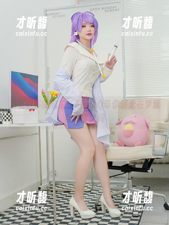 ZinieQ 月亮伊布的私拍,ZinieQ带你游走在梦境与现实之间