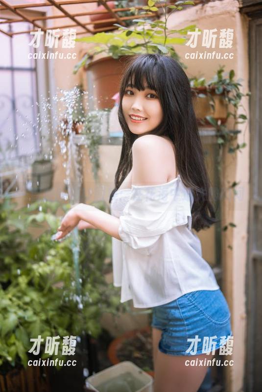 一智智 一智智的婚纱图集:在花海中遗失的瞬间
