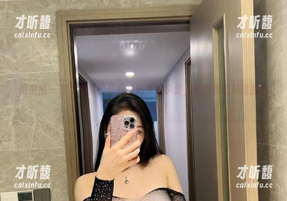 不爱笑的赛琳 微密圈 - 在不爱笑的赛琳的修女故事里,美图和信仰碰撞的碰撞真有趣