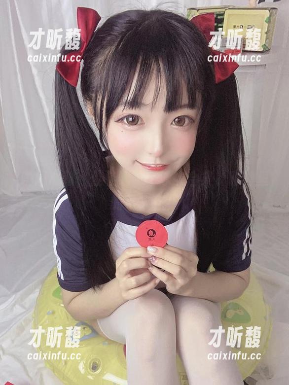 佳佳酱ovo 瞬间心动,佳佳酱ovo泳衣合集,眼神里的小火花!