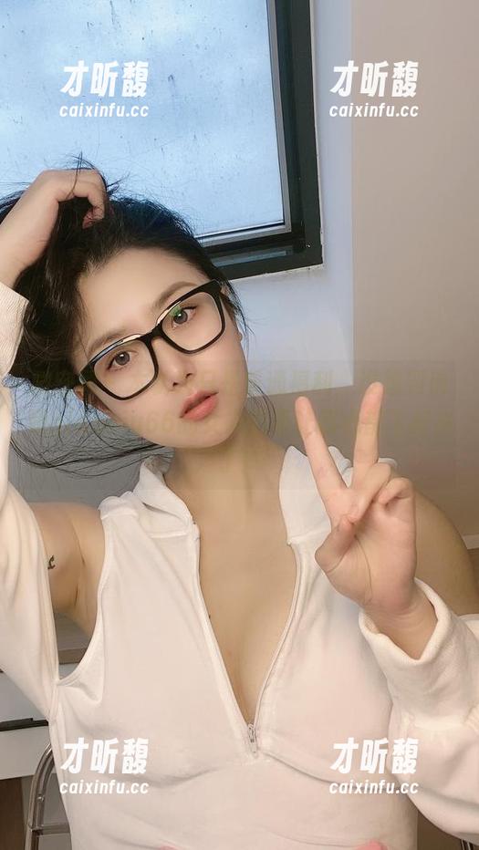 俏妞qiaoniu66 微密圈 - 本以为只是普通福利,没想到俏妞qiaoniu66的女友图集让我心都飞起来了!