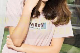 克拉女神 – 不同寻常的比基尼套图，小芹带你进入一个不一样的夏天