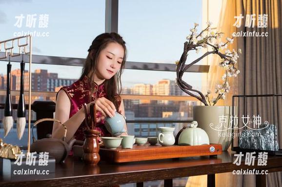 克拉女神-舒彤 克拉女神 - 舒彤女仆变格,高清图库里的惊喜瞬间!