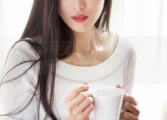 克拉女神 – 苏可可的睡衣:一图包的疗愈，还是说被俘获的瞬间？