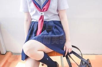 制服裙白丝+兔玩映画，资源成就了一种看不完的美学！