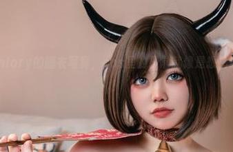 啊日日_Ganlory的睡衣写真，cos里的日常就像是想偷懒的绝妙计划！