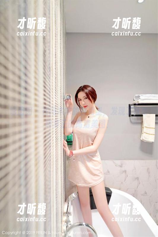嗲囡囡-冯木木 嗲囡囡 - 在冯木木的白裙里,发现了什么叫真正的高清美图!