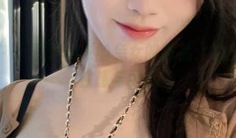 微密圈 – 小玉吃果冻的兔女郎作品：跳出框框的性感与可爱