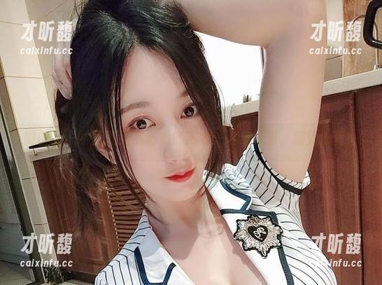 小玉吃果冻 微密圈 - 小玉吃果冻与她的毛衣:私房写真,暖到心里!