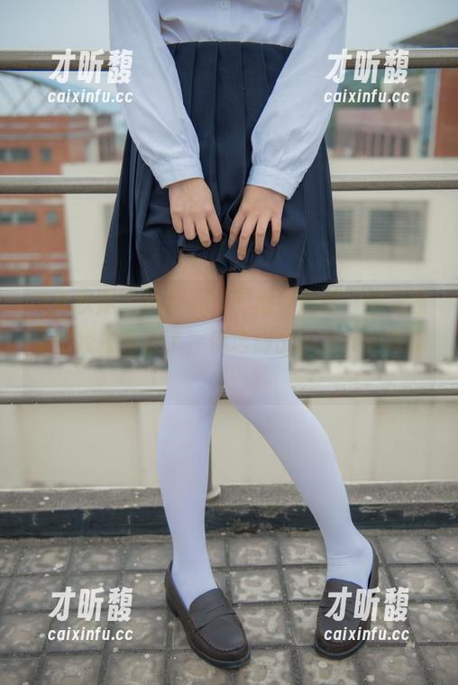 少女秩序 - 然后呢，“鹿可透明”的美图又把我拉回来了，精选到出乎意料的好耶！