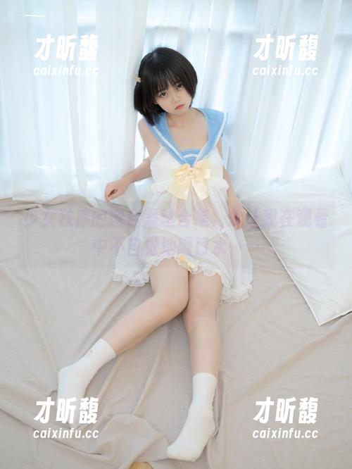 少女秩序的窗台黑丝合集，总让我在观看中不自觉地咽口水……