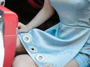 尤果网 – 谁能抗拒笑笑的花嫁魅力？快去下载图包，保证看了想嫁！