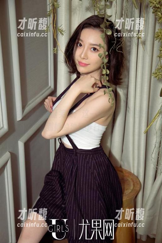 尤果网-笑笑 尤果网 - 圣诞笑笑:这一组作品,让我们看到她的独特节日魅力!