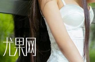 尤果网 – 观看糖果的粉色魔法，图包里的每一张都透着少女心！