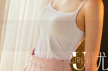 尤果网 – 连体衣私拍里的艾小青：那种魅力，我只能默默羡慕。