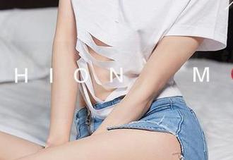 尤蜜荟 – 陈宇曦的兔女郎套图：钻石戒指和兔耳的奇妙搭配