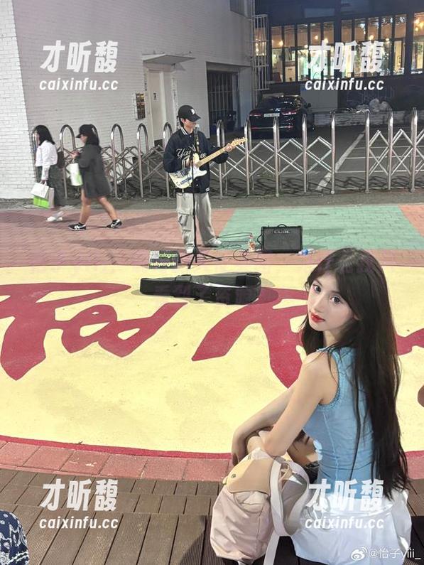 怡子yiii 怡子yiii:说好的天使美图,为什么我只看到了资源?