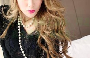 推女神 – 当艾小青遇上运动，网盘里的写真也跟着一起热身！
