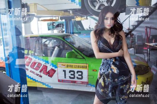 推女郎 - 松果儿的圣诞梦境：仿佛置身其中的写真资源合集，超走心！