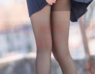 果咩酱睡衣精选：她的每一个姿势都像是在打盹