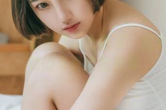 果团网 – 当酸酱兔遇上教室：那些不为人知的写真套图故事