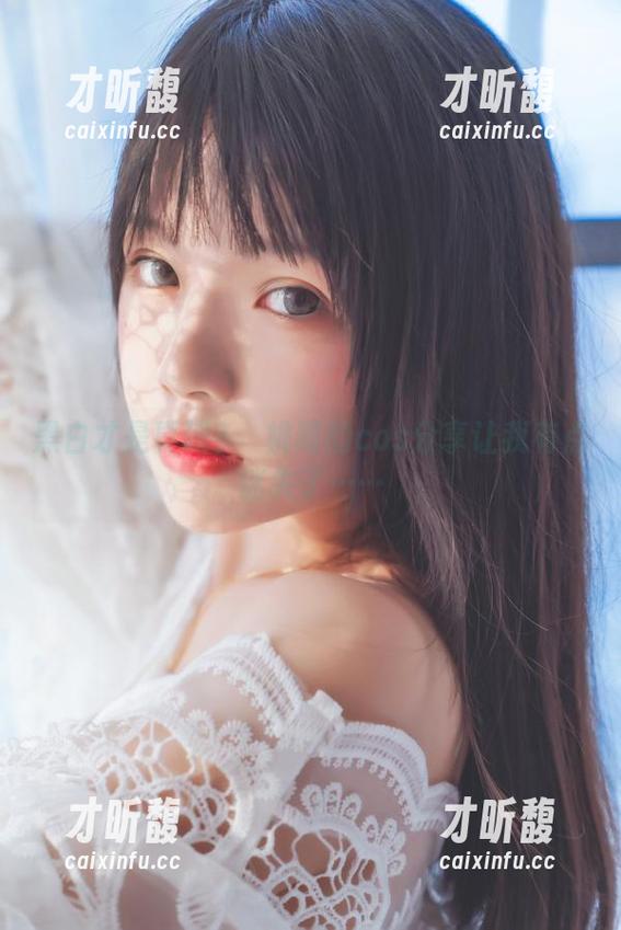 桜桃喵 黑白才是真理?桜桃喵的cos分享让我有点迷失了……