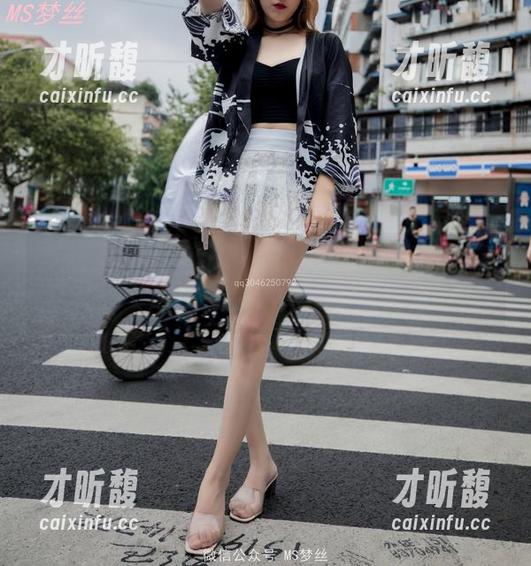 梦丝女神 - 点进来！玥玥白丝洛丽塔全集，下载链接在这里，不要错过