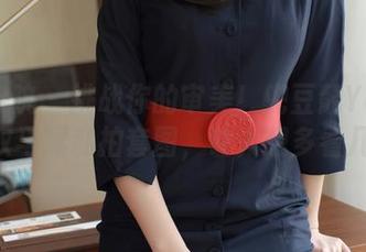 模范学院 – 挑战你的审美！兜豆靓Youlina的双马尾私拍套图，让人想多看几眼。