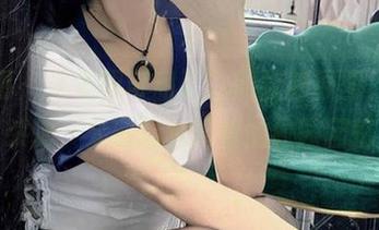 微密圈 – “汤圆可甜了”的校服原图，算是回忆杀吧，太容易勾起我的校园回忆了！