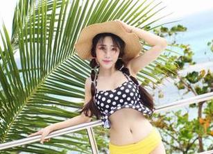 爱蜜社 – 比基尼与妤薇Vivian，在线美图中的清新悸动！