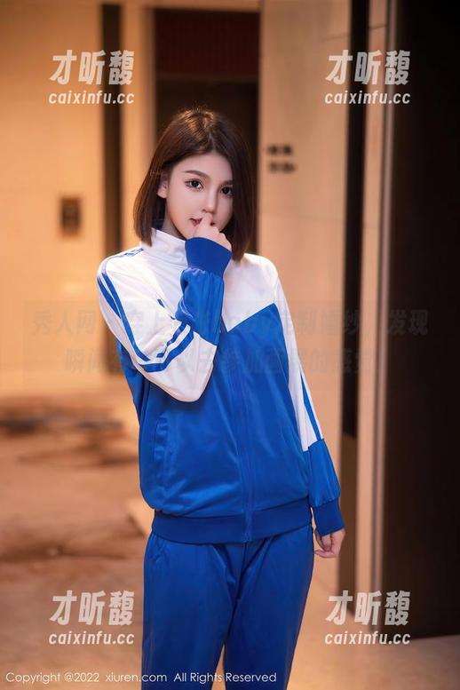 秀人网-七米baby 秀人网 - 穿上七米baby定制婚纱,发现瞬间有种可以去参加画展的感觉!