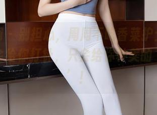 秀人网 – 别担心，周周不吃香菜护士的写真不会给你打针，只会给你种美的‘疫苗’！