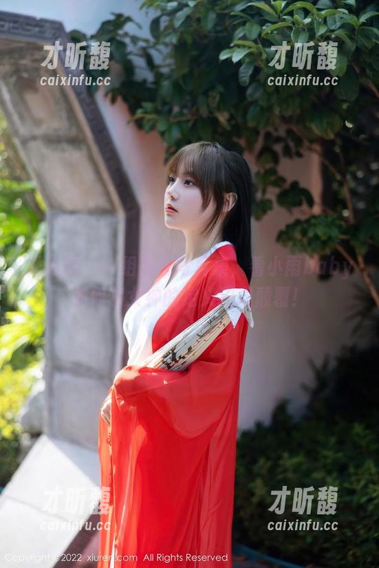 秀人网-小雨baby 秀人网 - 一组高清写真集,看小雨baby如何将女神的定义狠狠颠覆!