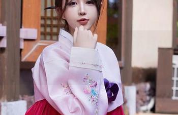 秀人网 – 幼幼的照片：我是不是该叫她‘自拍女侠’？