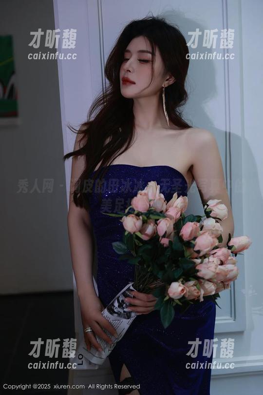秀人网-田冰冰 秀人网 - 调皮的田冰冰:无圣光写真中的美足探险!